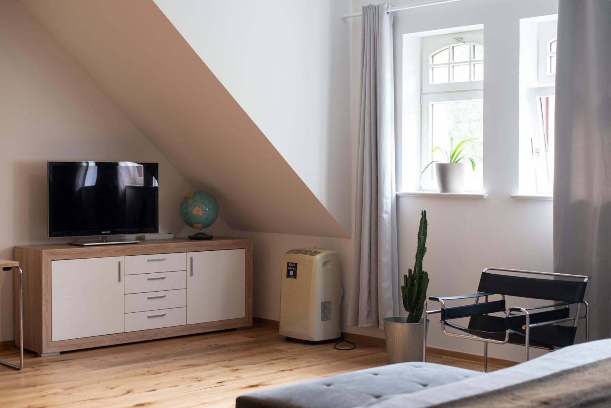 Apartment Mit Parkblick & Massagestuhl Leipzig Exterior foto